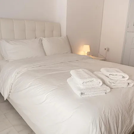 בית נופש Amedi Tinos *