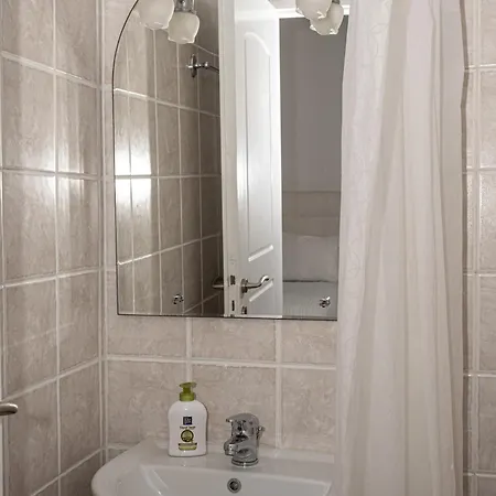 Vakantiehuis Amedi Tinos *